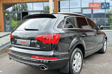 Внедорожник / Кроссовер Audi Q7 2014 в 