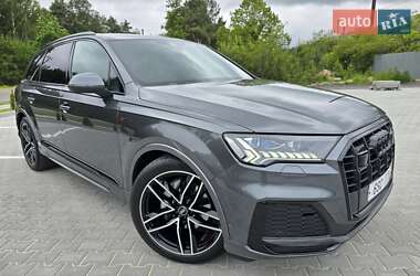 Позашляховик / Кросовер Audi Q7 2021 в Ковелі