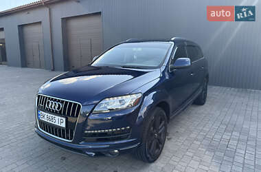 Внедорожник / Кроссовер Audi Q7 2012 в Сарнах