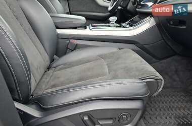 Внедорожник / Кроссовер Audi Q7 2021 в 