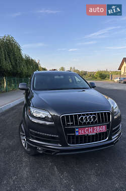 Внедорожник / Кроссовер Audi Q7 2013 в 
