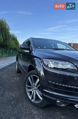 Внедорожник / Кроссовер Audi Q7 2013 в 