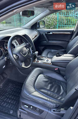 Внедорожник / Кроссовер Audi Q7 2013 в 