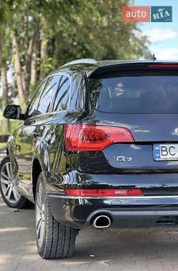 Внедорожник / Кроссовер Audi Q7 2012 в 