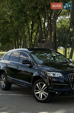 Внедорожник / Кроссовер Audi Q7 2012 в 