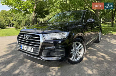 Внедорожник / Кроссовер Audi Q7 2015 в Хмельницком