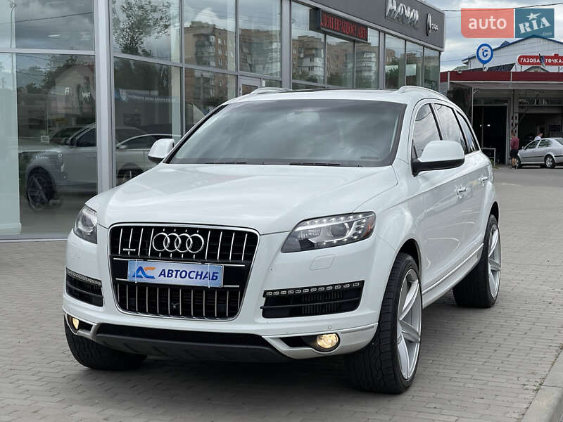 Внедорожник / Кроссовер Audi Q7 2013 в Полтаве