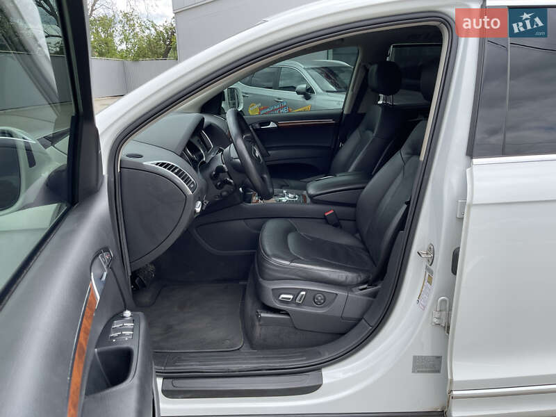 Внедорожник / Кроссовер Audi Q7 2013 в Полтаве