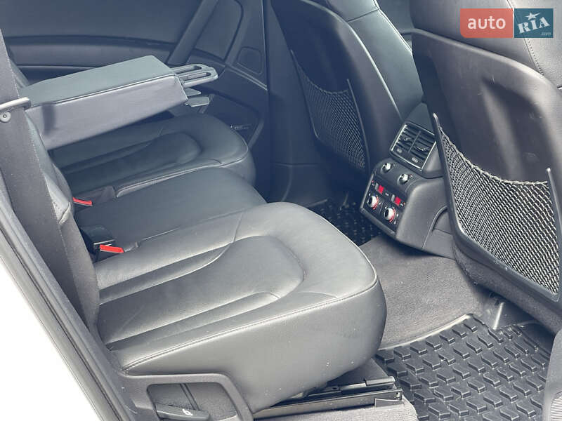 Внедорожник / Кроссовер Audi Q7 2013 в Полтаве