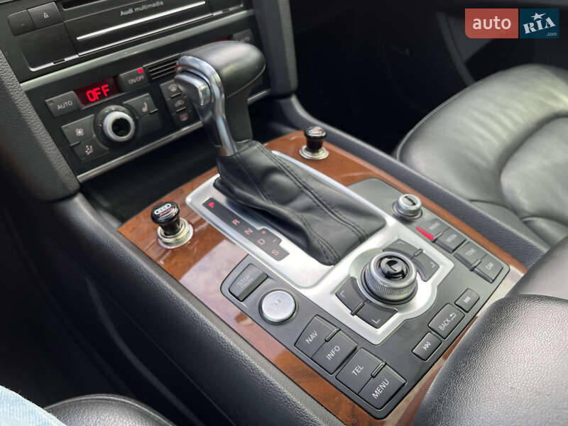 Внедорожник / Кроссовер Audi Q7 2013 в Полтаве