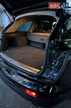 Внедорожник / Кроссовер Audi Q7 2009 в 