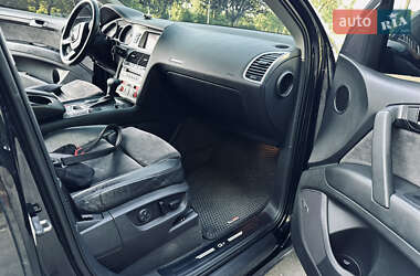 Внедорожник / Кроссовер Audi Q7 2009 в 