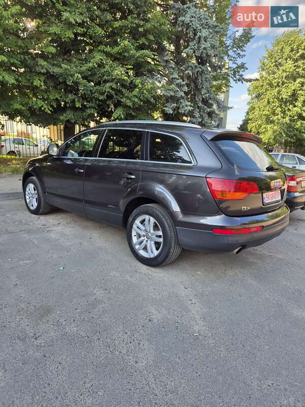 Внедорожник / Кроссовер Audi Q7 2007 в Ровно