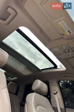 Позашляховик / Кросовер Audi Q7 2012 в 