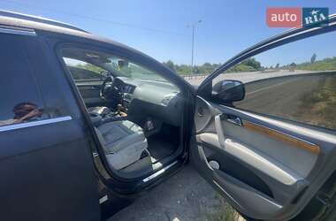 Позашляховик / Кросовер Audi Q7 2006 в 