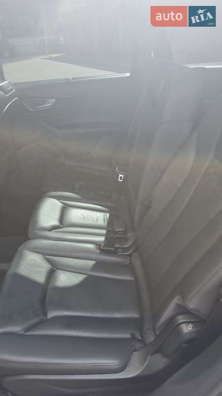 Внедорожник / Кроссовер Audi Q7 2016 в Ивано-Франковске