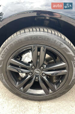 Позашляховик / Кросовер Audi Q7 2013 в 