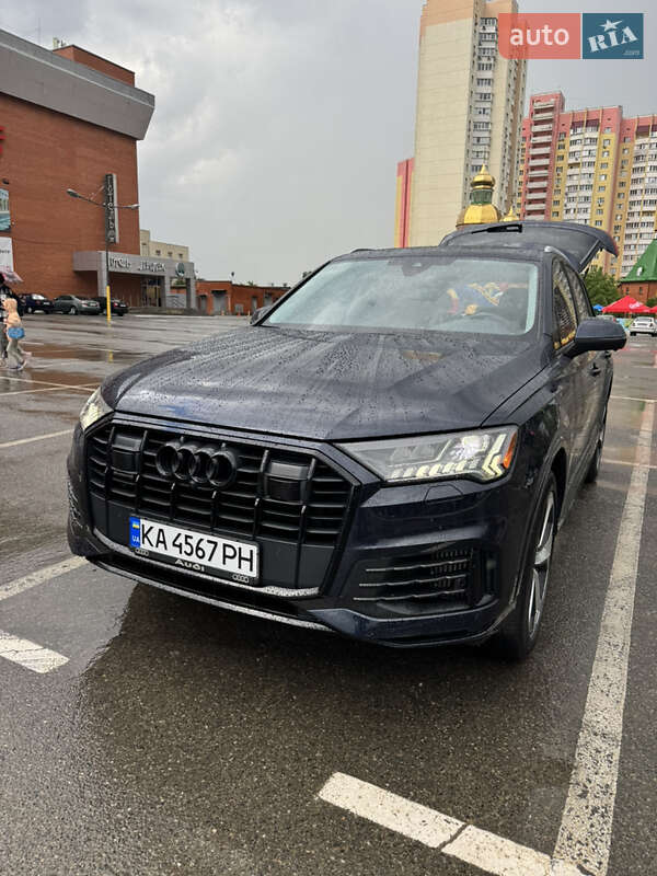 Позашляховик / Кросовер Audi Q7 2023 в Києві