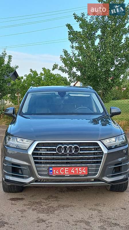 Внедорожник / Кроссовер Audi Q7 2018 в Збараже