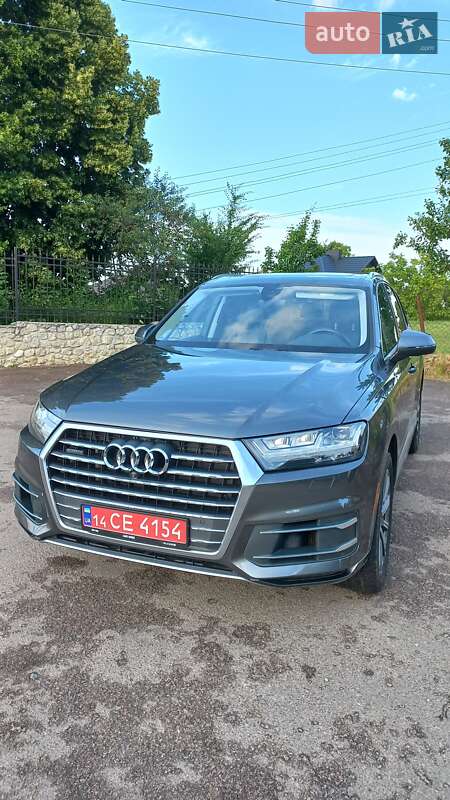 Внедорожник / Кроссовер Audi Q7 2018 в Збараже