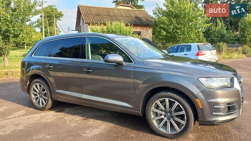 Внедорожник / Кроссовер Audi Q7 2018 в Збараже