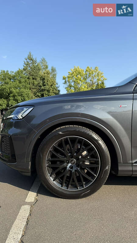 Позашляховик / Кросовер Audi Q7 2023 в Одесі