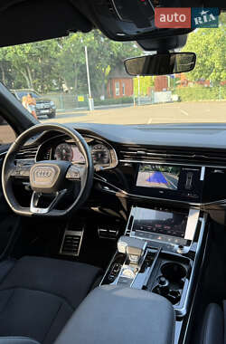 Внедорожник / Кроссовер Audi Q7 2023 в 