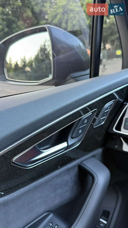 Позашляховик / Кросовер Audi Q7 2023 в Одесі