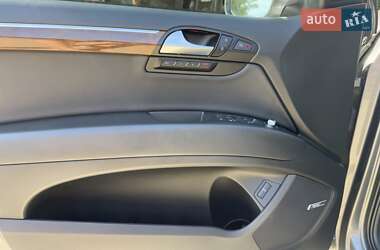 Внедорожник / Кроссовер Audi Q7 2011 в 