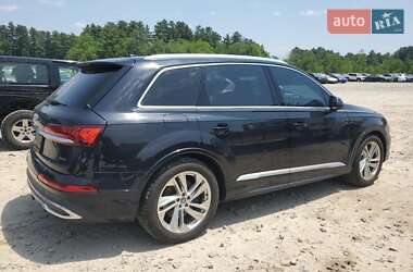 Позашляховик / Кросовер Audi Q7 2020 в 