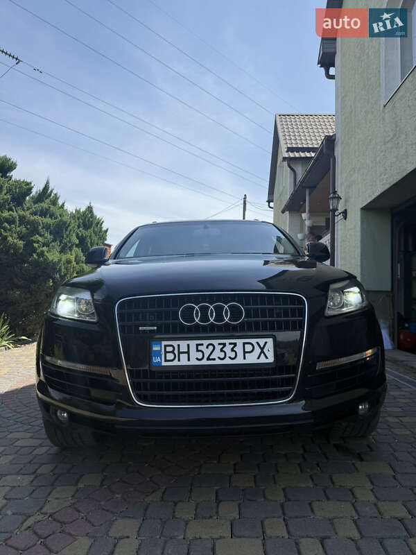 Внедорожник / Кроссовер Audi Q7 2006 в Львове