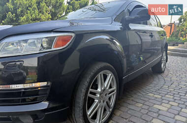 Позашляховик / Кросовер Audi Q7 2006 в 