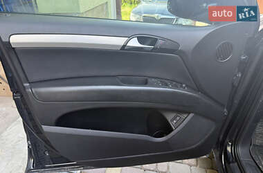 Позашляховик / Кросовер Audi Q7 2006 в 