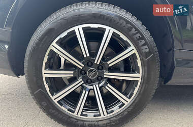 Внедорожник / Кроссовер Audi Q7 2020 в 