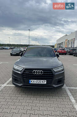 Внедорожник / Кроссовер Audi Q7 2019 в 