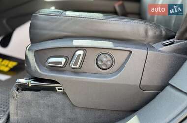 Внедорожник / Кроссовер Audi Q7 2014 в 