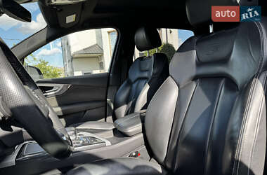 Внедорожник / Кроссовер Audi Q7 2018 в 