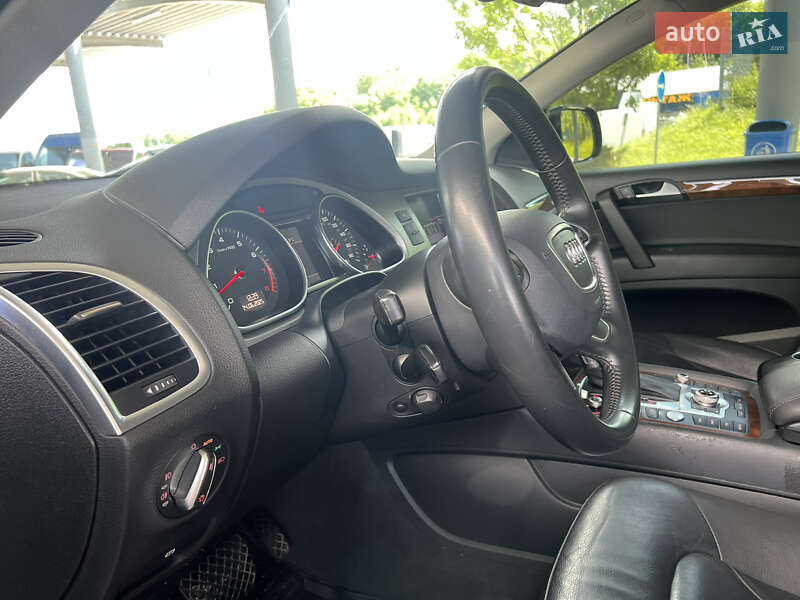 Внедорожник / Кроссовер Audi Q7 2015 в Львове