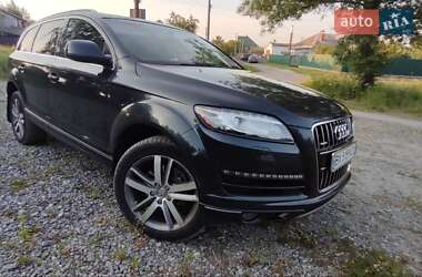 Позашляховик / Кросовер Audi Q7 2011 в 