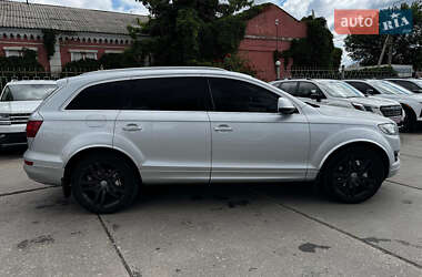 Внедорожник / Кроссовер Audi Q7 2010 в 