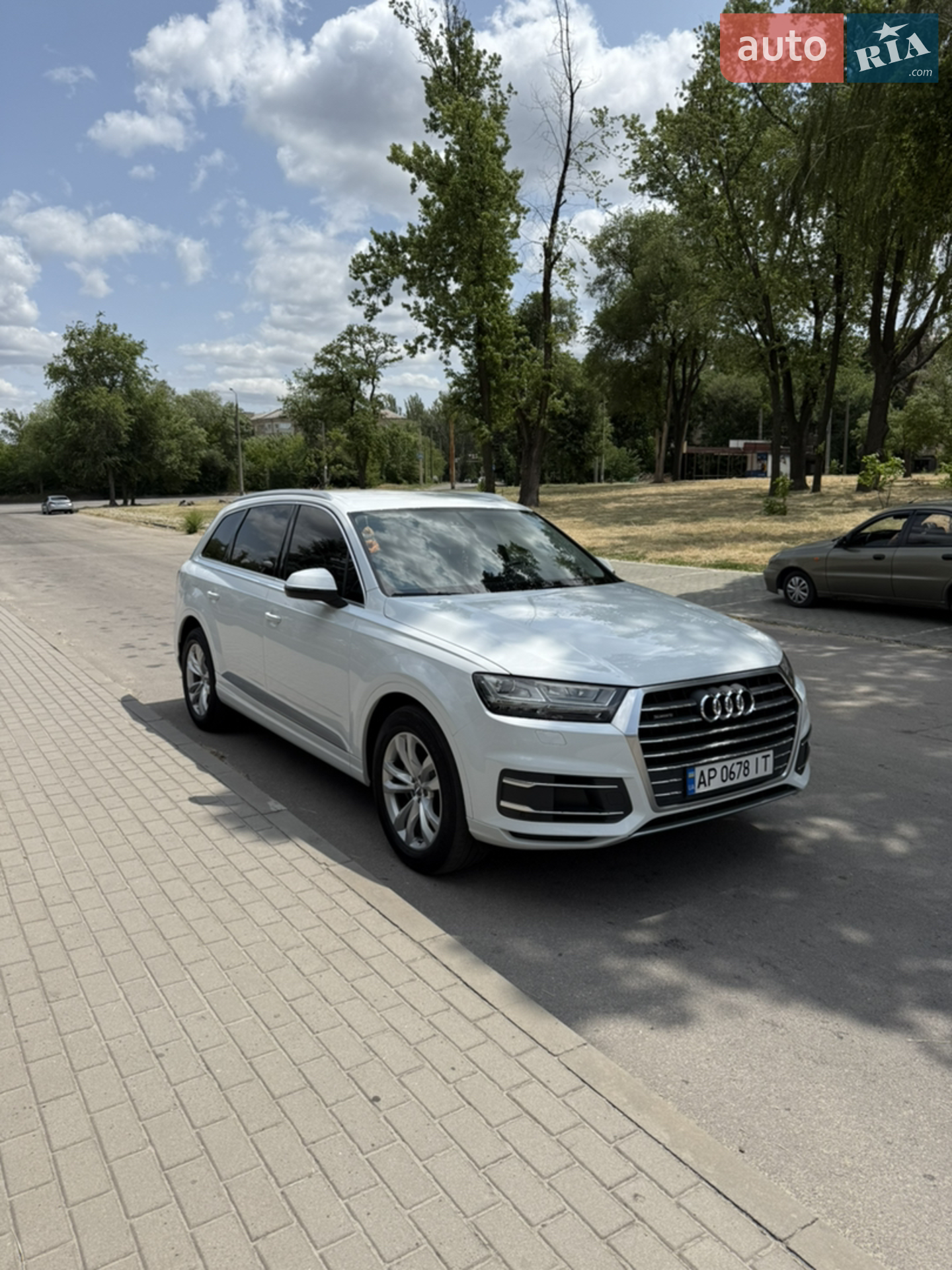 2016 Audi Q7 - мініатюра 3