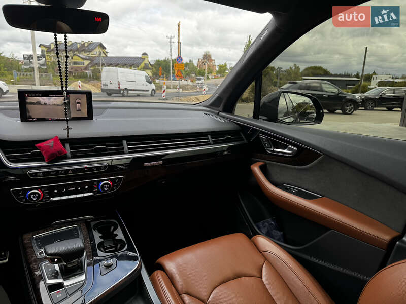 Внедорожник / Кроссовер Audi Q7 2016 в Львове