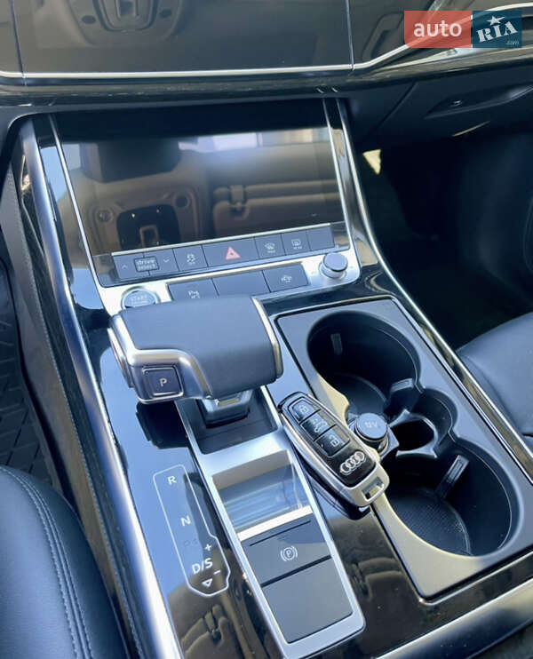 Позашляховик / Кросовер Audi Q7 2022 в Києві