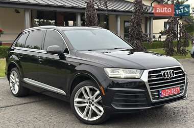 Внедорожник / Кроссовер Audi Q7 2017 в 
