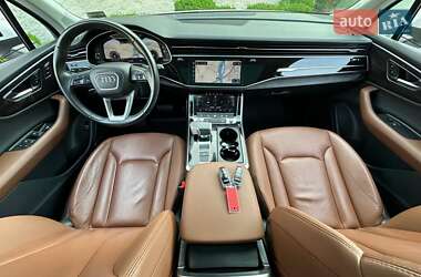 Внедорожник / Кроссовер Audi Q7 2020 в 