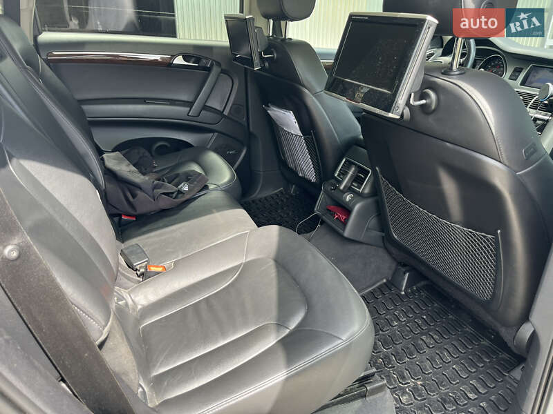 Внедорожник / Кроссовер Audi Q7 2013 в Боярке