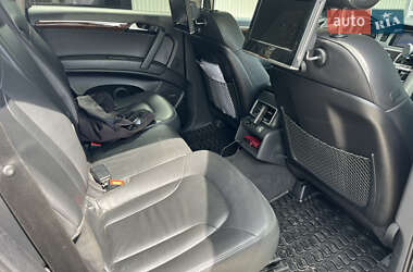 Внедорожник / Кроссовер Audi Q7 2013 в 