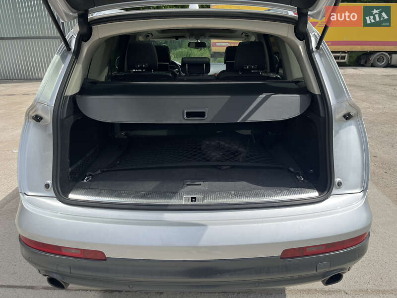 Внедорожник / Кроссовер Audi Q7 2013 в Боярке