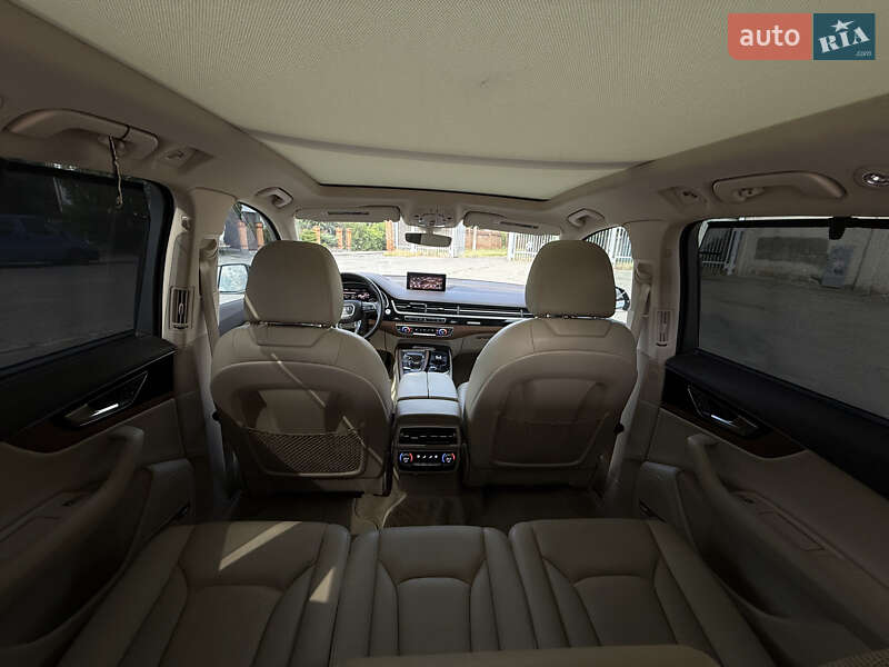 Внедорожник / Кроссовер Audi Q7 2016 в Виннице