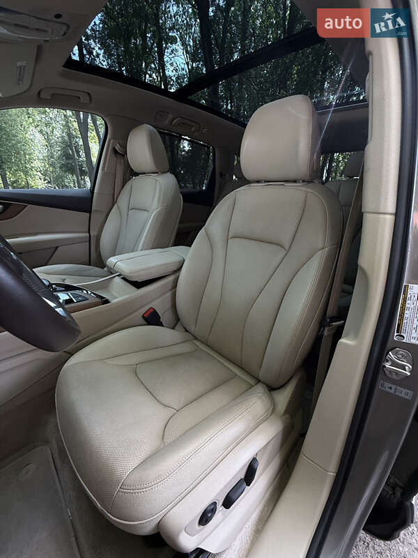 Внедорожник / Кроссовер Audi Q7 2016 в Виннице